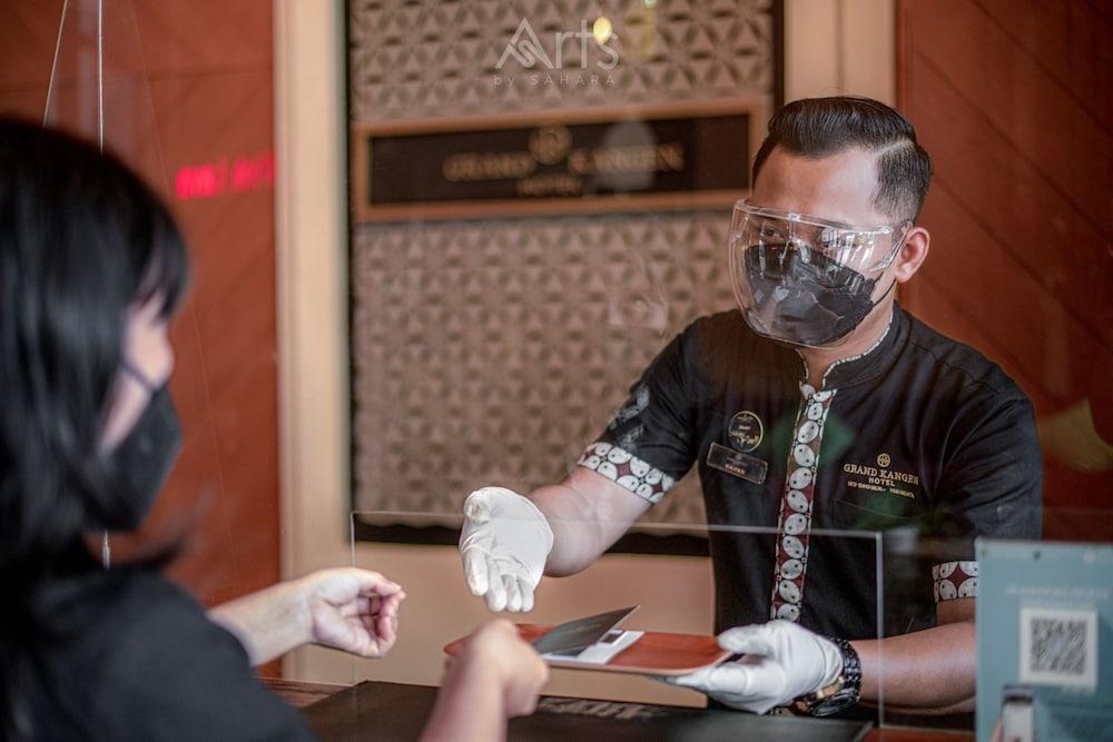 Grand Kangen Hotel Urip Sumoharjo Yogyakarta Exterior foto